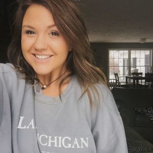 Meet your Posher, Tori